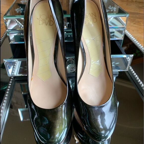 Joan & David Dark Green Patent Leather Formal Heels - Picture 10 of 13